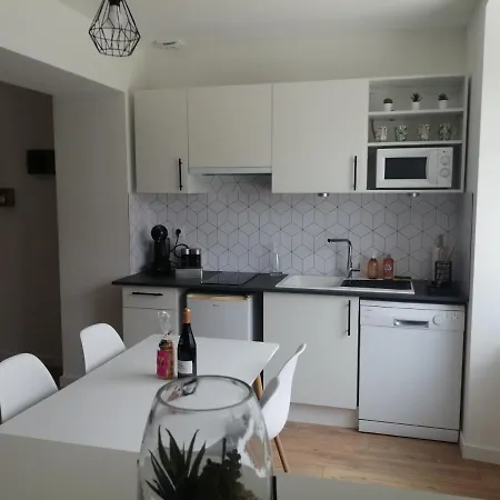 Le Cardaillac Апартаменты *